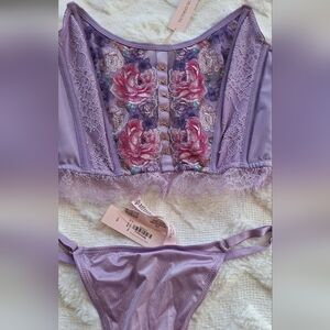 Set - Victoria's Secret Purple Floral Lace Bustier and Panty Set